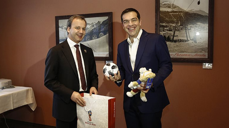 Το ιδιαίτερο δώρο του Ρώσου αξιωματούχου στον Αλέξη Τσίπρα