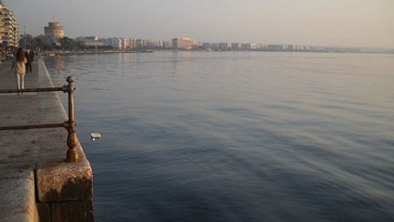 Αγνοείται ψαράς στη Θεσσαλονίκη – Έρευνες για τον εντοπισμό του