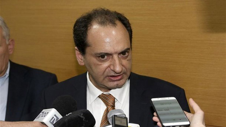 Σπρίτζης: Κυκλώματα διαπλοκής σαμπόταραν τα λεωφορεία