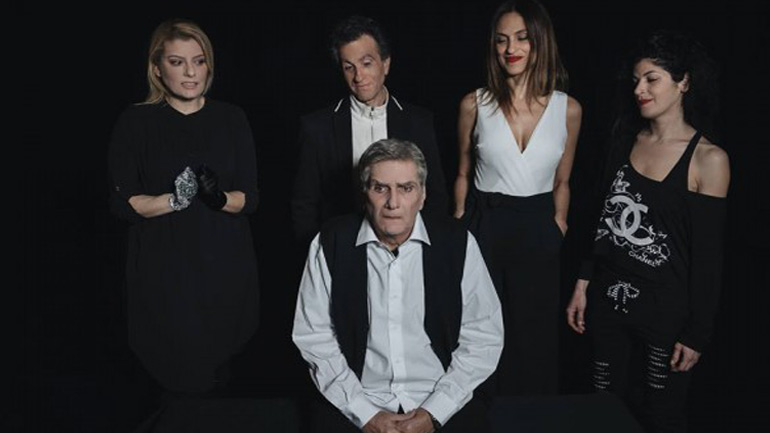 Ο Κώστας Μπίγαλης και η παράσταση «Πέντε» στο θέατρο Αλκμήνη