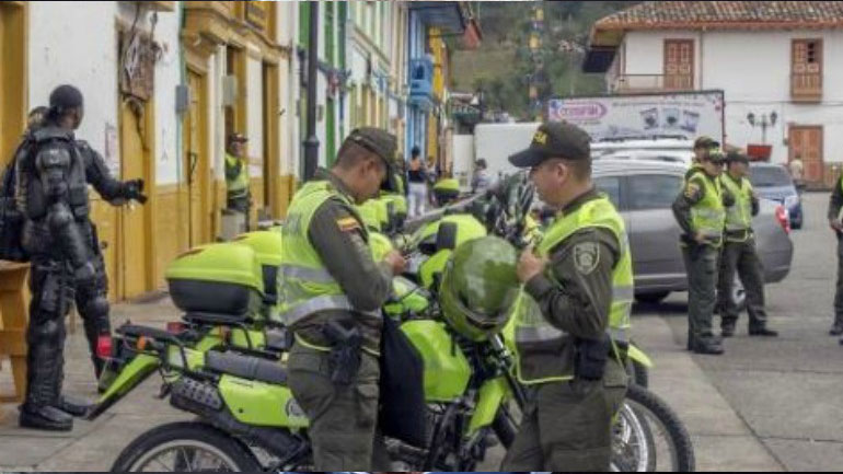 Κολομβία: Δύο αστυνομικοί σκοτώθηκαν σε νέες επιθέσεις με στόχο αστυνομικά τμήματα