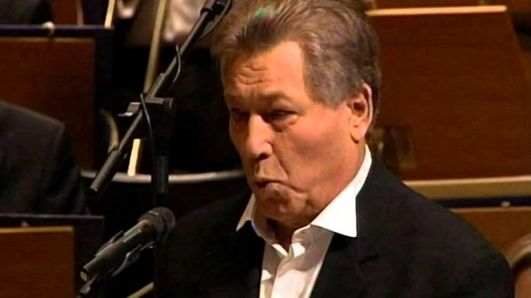 Τρίκαλα: Η πόλη τίμησε τον βαθύφωνο Δημήτρη Καβράκο