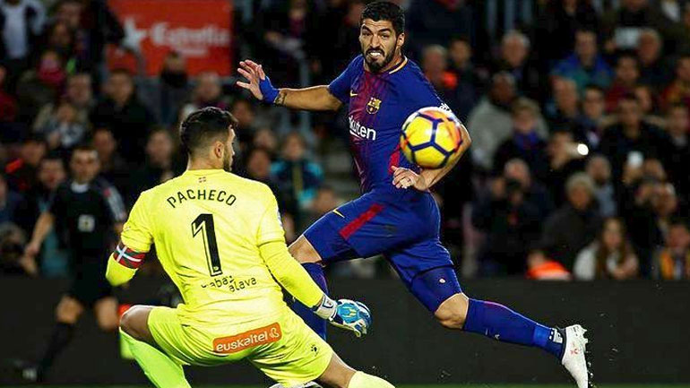 Νίκη με ανατροπή για τη Μπαρτσελόνα, 2-1 την Αλαβές