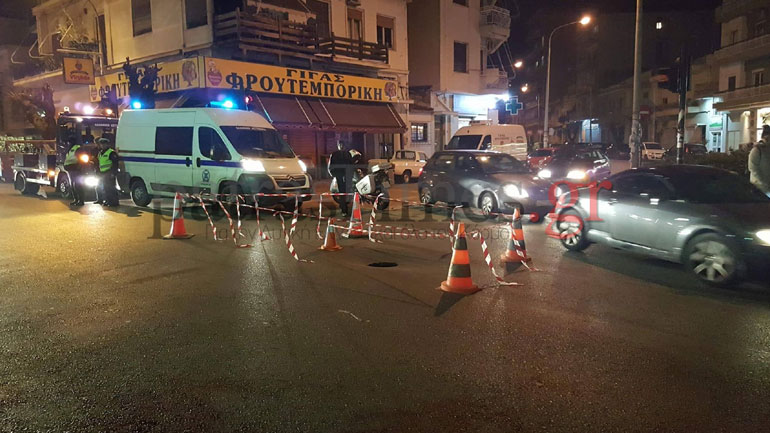 Άνοιξε κρατήρας λόγω καθίζησης στην Πάτρα Άνοιξε κρατήρας λόγω καθίζησης στην Πάτρα