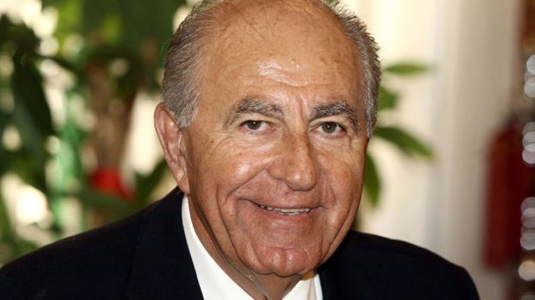 Σκληρή κριτική από τον Κρις Σπύρου στον Μάθιου Νίμιτς για τις θέσεις του μεσολαβητή