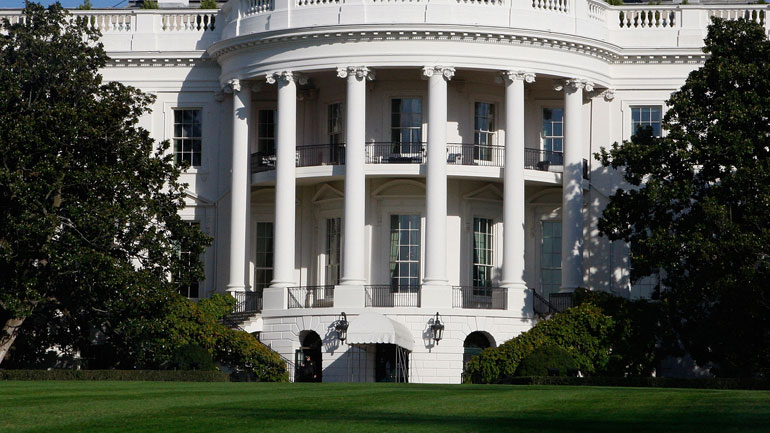 Λευκός Οίκος: Δεν έχουμε εμπλοκή στην παραίτηση του αναπληρωτή διευθυντή του FBI