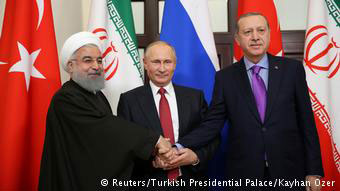 Οι 3 διοργανωτές της διάσκεψης στο Σότσι Οι 3 διοργανωτές της διάσκεψης στο Σότσι