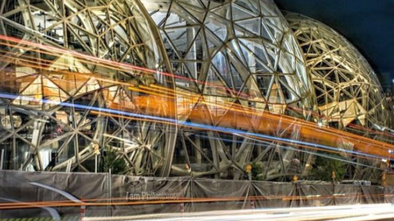 ΗΠΑ: Ένα τροπικό δάσος μέσα σε τρεις σφαίρες, τα νέα γραφεία της Amazon στο Σιάτλ