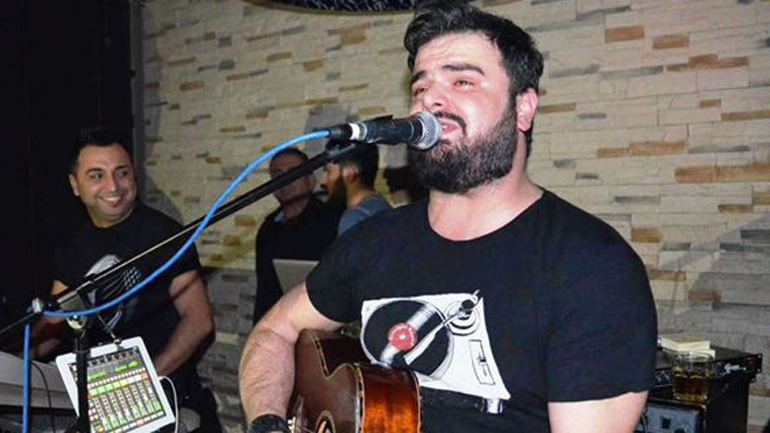 Βίντεο: Το δημόσιο μήνυμα του Ηλία Καμπακάκη για την κόρη του που πάσχει από καρκίνο