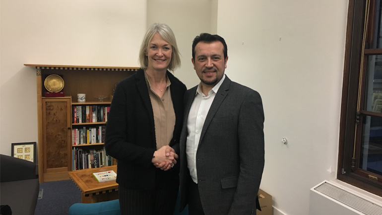 Ν. Παππάς: Επίσκεψη του υπουργού ΨΗΠΤΕ στο Λονδίνο