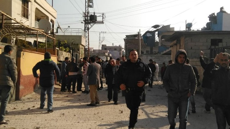 Μεθοριακή τουρκική πόλη επλήγη από ρουκέτες – Ένας άμαχος νεκρός