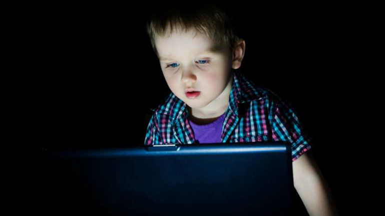 Εύχεσαι να μην το έχει δει το παιδί σου