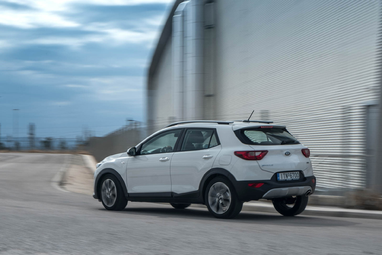 Το Stonic είναι η νέα προταση της Kia στην κατηγορία των οχημάτων ελευθέρου χρόνου