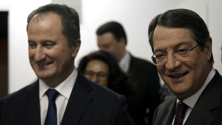 Κύπρος-προεδρικές εκλογές: Με ενωτικό τόνο αποχώρησαν από το debate Αναστασιάδης και Μαλάς