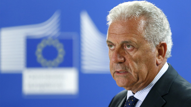 Δημήτρης Αβραμόπουλος: Είμαστε σε σωστό δρόμο για το προσφυγικό