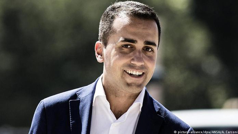 Ιταλία-Κίνημα 5 Αστέρων: Όχι σε δημοψήφισμα για την παραμονή στην ευρωζώνη