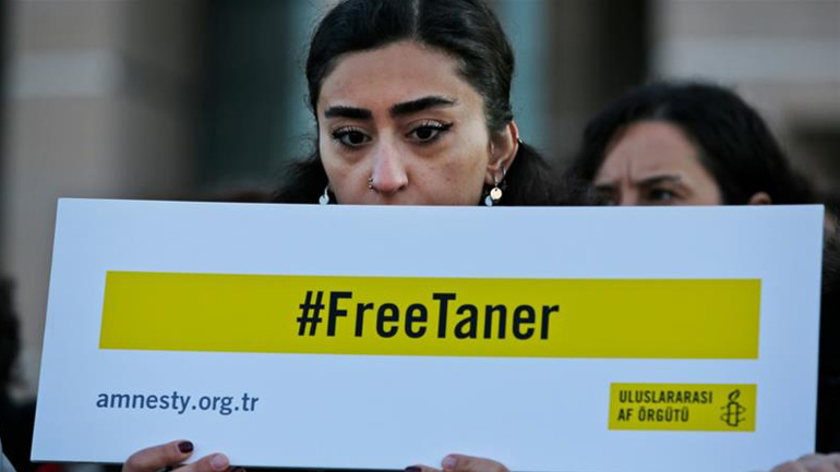 ΕΕ-Τουρκία: Η απόφαση για τον επικεφαλής της Διεθνούς Αμνηστίας, Τανέρ Κιλίτς, υπονομεύει τη δικαιοσύνη