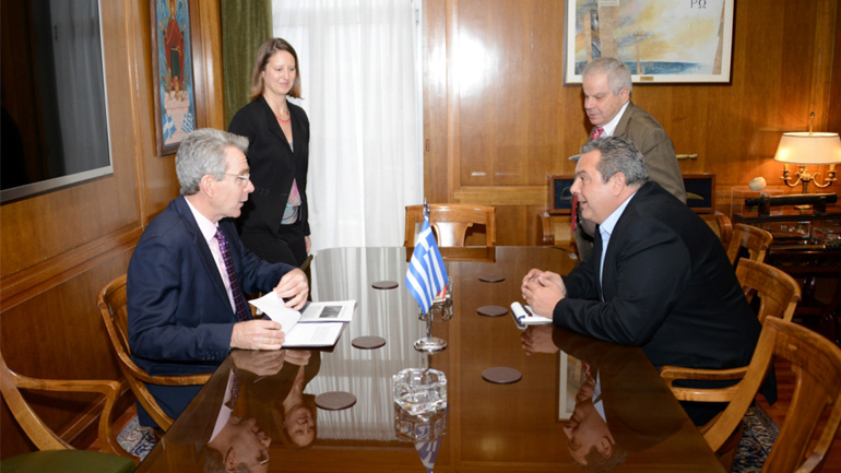 Αθήνα: Συνάντηση του Πάνου Καμμένου με τον Αμερικανό πρέσβη