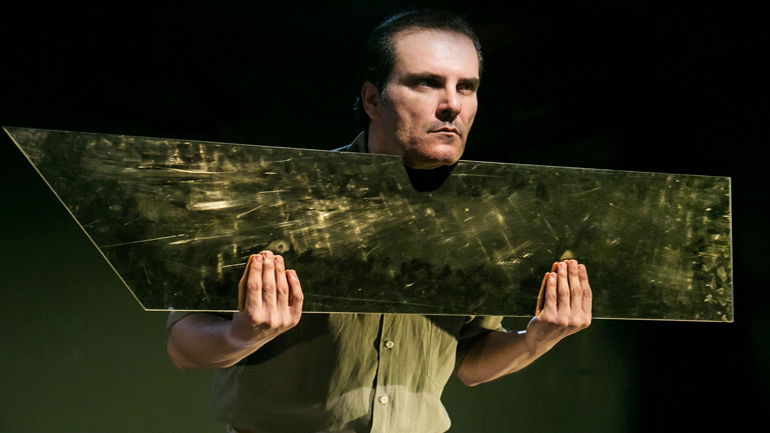 Σειρά συζητήσεων, με καλεσμένους, για την παράσταση «Ο Ξένος»