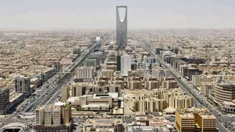 Οι εταιρείες Alphabet και Aramco διαπραγματεύονται τη δημιουργία ενός «μεγάλου τεχνολογικού κόμβου» στο Ριάντ