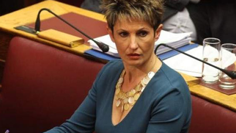 Αννέτα Καββαδία: «Όταν σε καλούν σε ένα σπίτι, πρέπει να σκέφτεσαι ποιος είναι ο οικοδεσπότης»