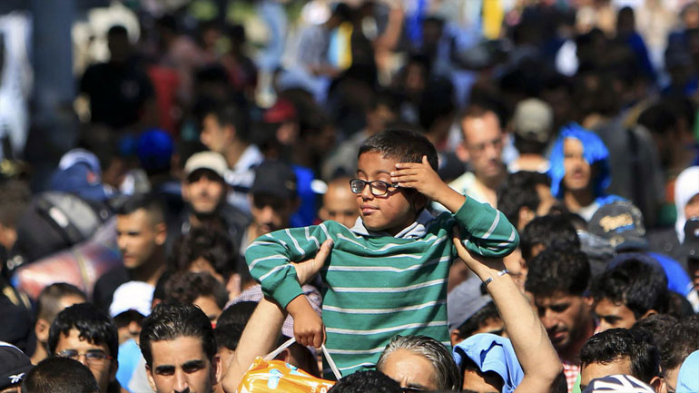 Nέο προσφυγικό κύμα στη Γερμανία, εάν δεν βελτιωθούν οι συνθήκες στα ελληνικά καταλύματα, προβλέπει ΜΚΟ