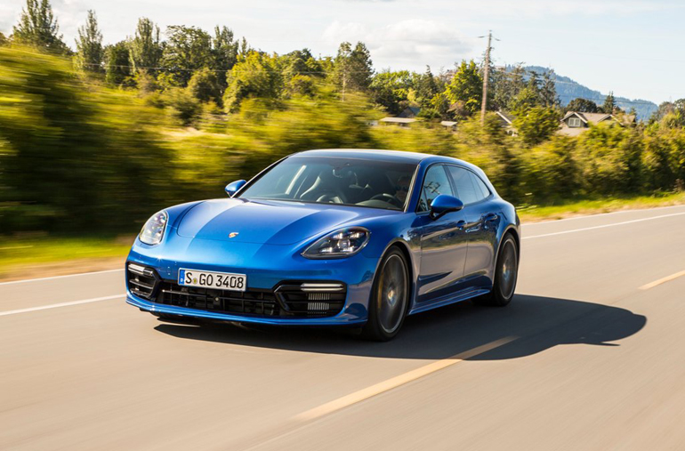 Οι πωλήσεις της Panamera αυξήθηκαν 230%