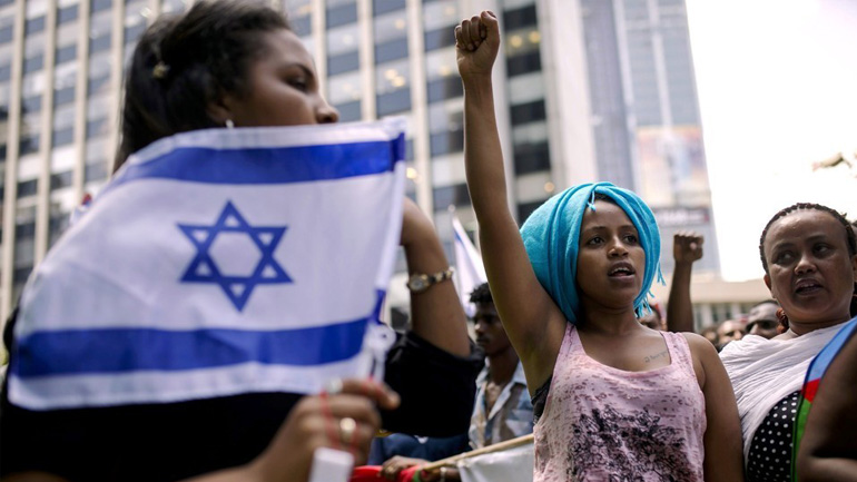 Ισραήλ: Οι αρχές διατάσσουν παράτυπους Αφρικανούς μετανάστες να φύγουν από τη χώρα