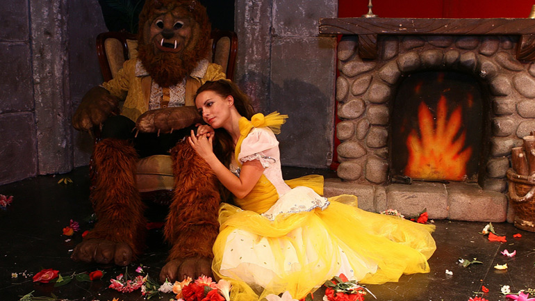 Απόκριες με πρεμιέρα στο Ιντεάλ