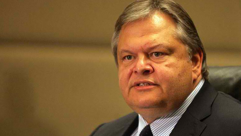 «Να αρθεί το καθεστώς προστασίας των τριών μαρτύρων. Πρόκειται για “άθλια συκοφαντία” και γελοιότητα»