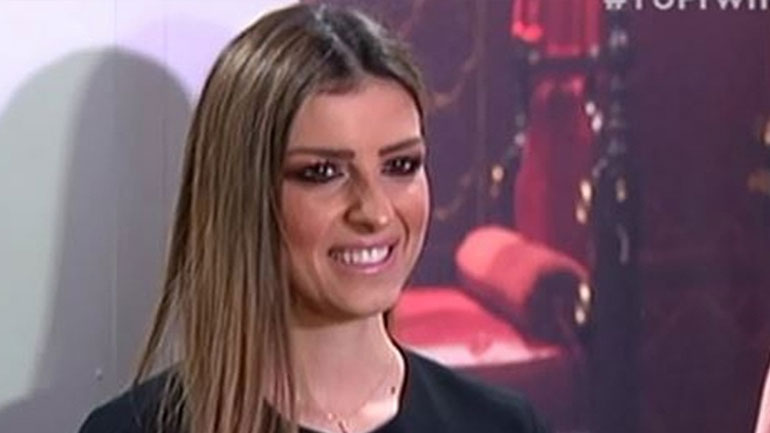 Αμήχανη η Κατερίνα Κόκλα στην πρώτη της δημόσια εμφάνιση μετά τη συνέντευξη για τον χωρισμό