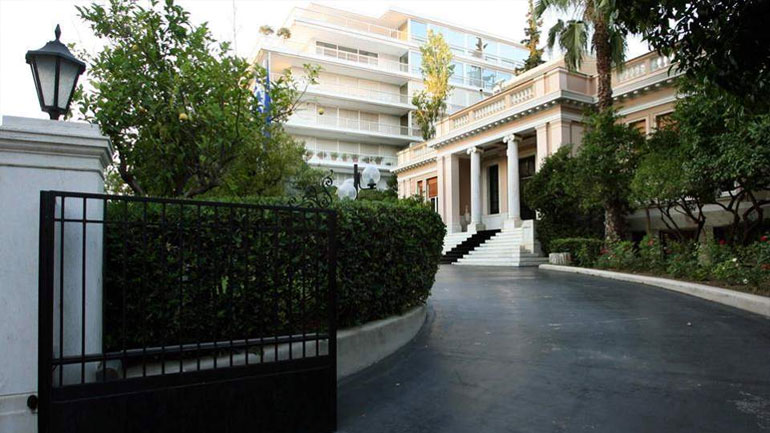 Κυβερνητικές πηγές για Novartis: Η ΝΔ βρίσκεται σε πανικό και το δείχνει Κυβερνητικές πηγές για Novartis: Η ΝΔ βρίσκεται σε πανικό και το δείχνει