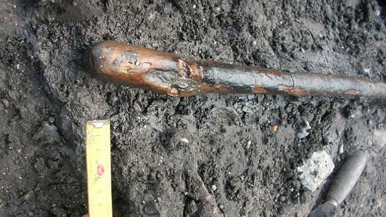 Οι Νεάντερταλ στην Ιταλία επεξεργάζονταν ξύλινα εργαλεία με φωτιά πριν από 170.000 χρόνια