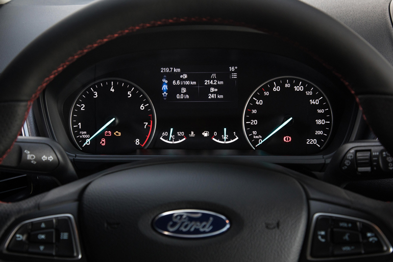 Πολύ λειτουργικός ο πίνακας οργάνων