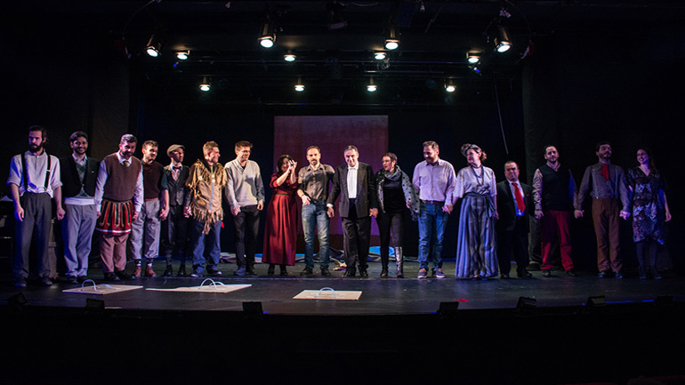 Επίσημη πρεμιέρα για το «Το Πορφυρό Νησί» στο θέατρο Άλφα.Ιδέα