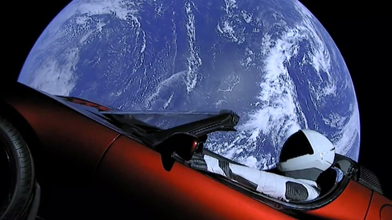 Συνεχίζει να γράφει ιστορία το Tesla