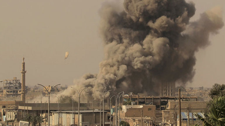 Δαμασκός: «Έγκλημα πολέμου» η επίθεση του υπό τις ΗΠΑ συνασπισμού εναντίον φιλοκυβερνητικών δυνάμεων