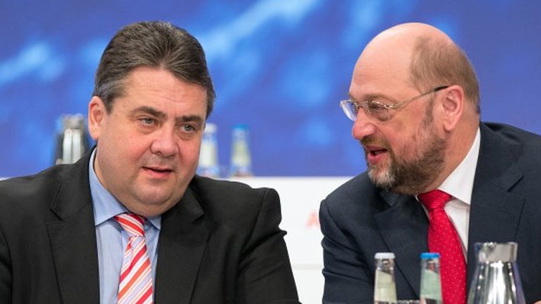 Γερμανία: Σφοδρή επίθεση του Ζίγκμαρ Γκάμπριελ κατά του Μάρτιν Σουλτς