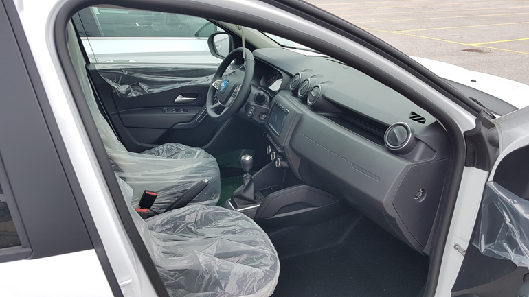 Προστατευτικά στα καθίσματα. Έτσι έρχονται από το εξωτερικό...