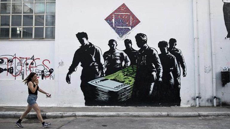 «Επιστροφή στην ομαλότητα», αλλά η κρίση παραμένει