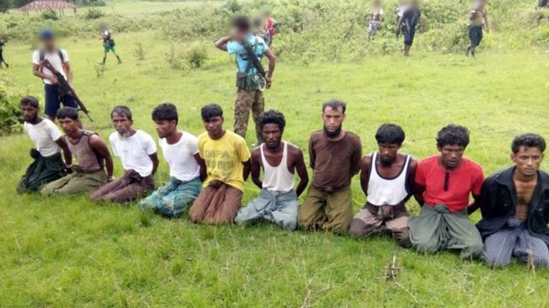 Μιανμάρ: Συνελήφθησαν δημοσιογράφοι που ερευνούσαν τη σφαγή 10 Ροχίνγκια