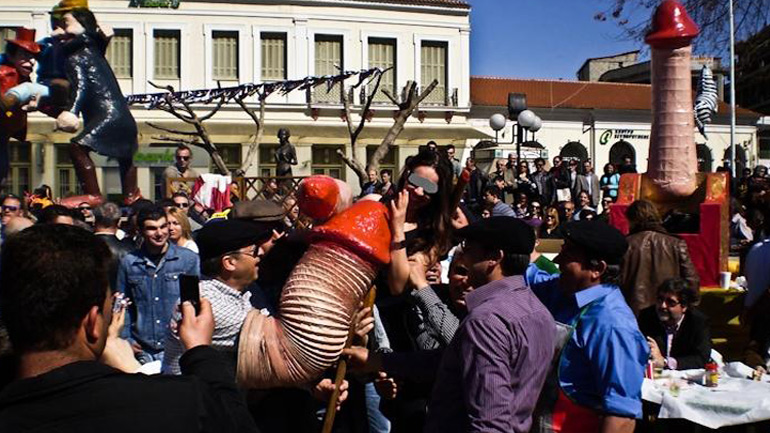 Απόκριες και Κ. Δευτέρα: Το «μπουρανί» του Τυρνάβου