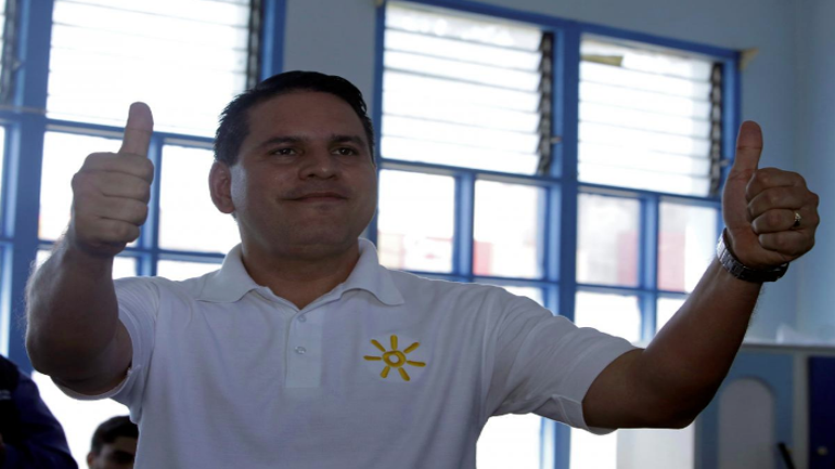 Κόστα Ρίκα: Τηλε-πάστορας φαβορί για την προεδρία