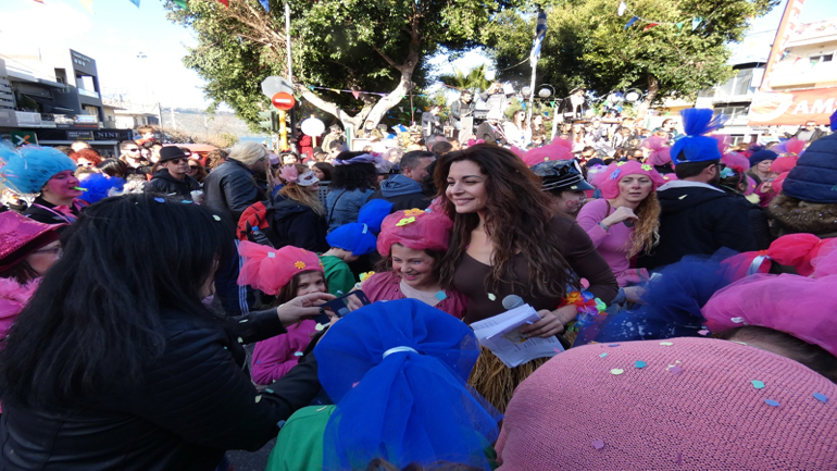 Χανιά: Σε ρυθμούς αποκριάς η περιοχή της Σούδας