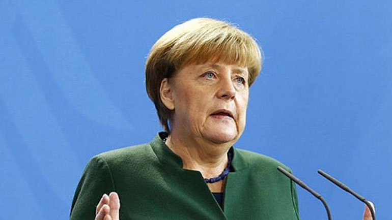 Μέρκελ: Ο υπουργός Οικονομικών δεν κάνει ό,τι θέλει