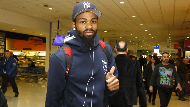 Στην Αθήνα για λογαριασμό της ΑΕΚ ο Πάντερ