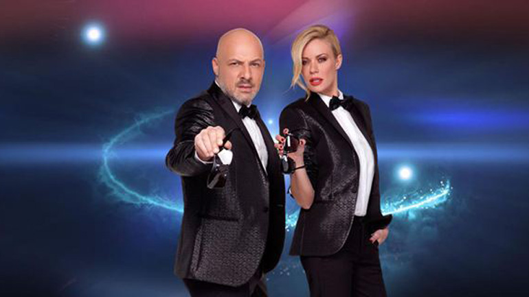 Η απάντηση του Μουτσινά στο αν τo Sunday Live θυμίζει τα σόου της Ρούλας και του Γρηγόρη