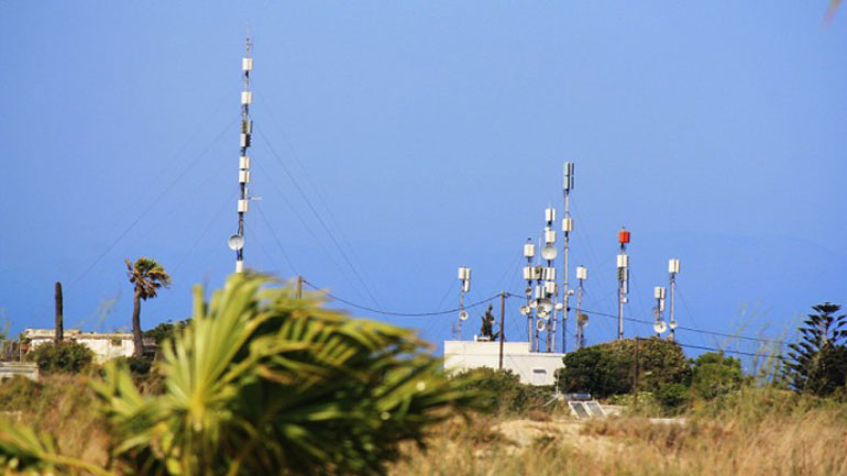 Νάξος: Κάτοικοι καταγγέλλουν ότι πέφτει το σήμα της Digea όταν έχει κακοκαιρία