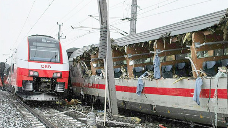 Αυστρία: Σύγκρουση τρένων με μία γυναίκα νεκρή Αυστρία: Σύγκρουση τρένων με μία γυναίκα νεκρή