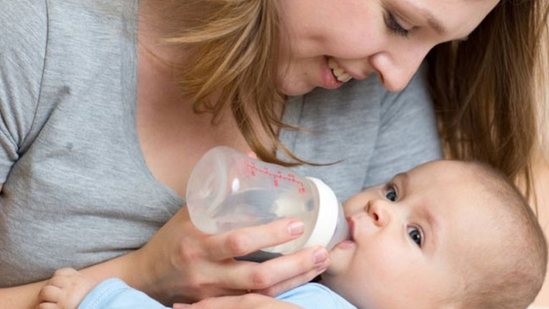 Γιατί το παιδί μου δεν θέλει το μπιμπερό;